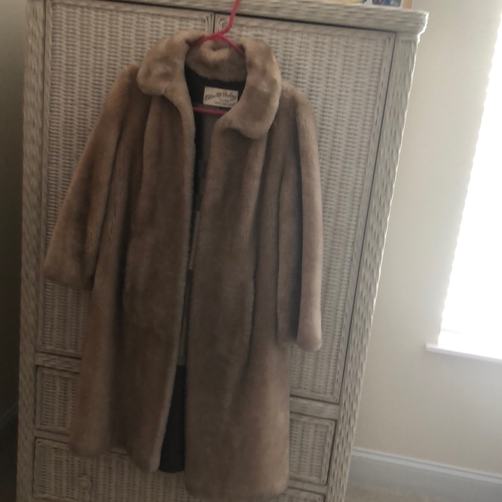 Olive M. Duling borgana jacket